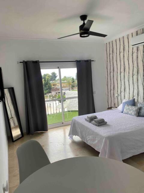 Paraiso Y Mar Apartment Estepona Exterior photo